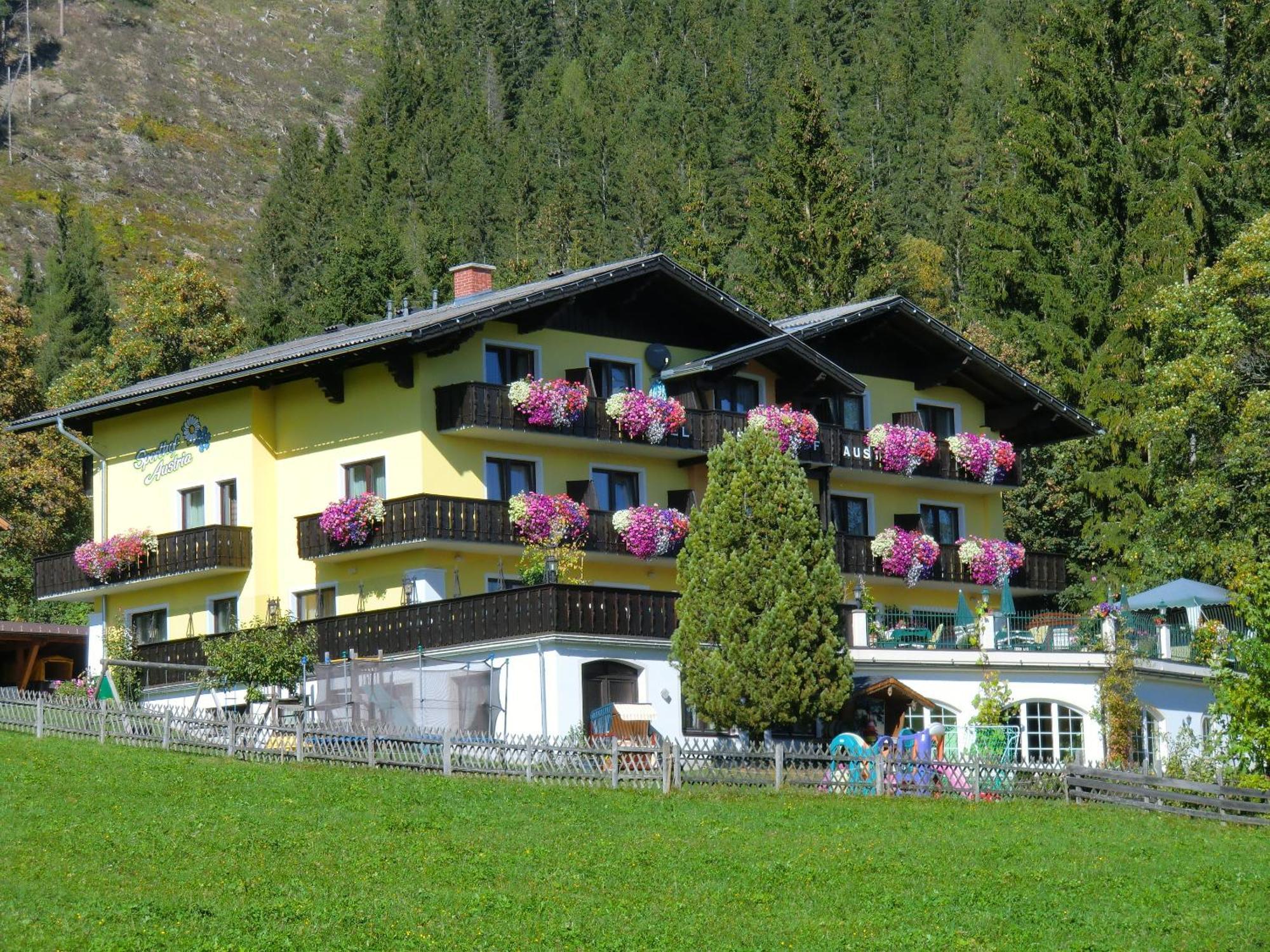 Hotel Sporthof Austria Ramsau am Dachstein Exterior photo
